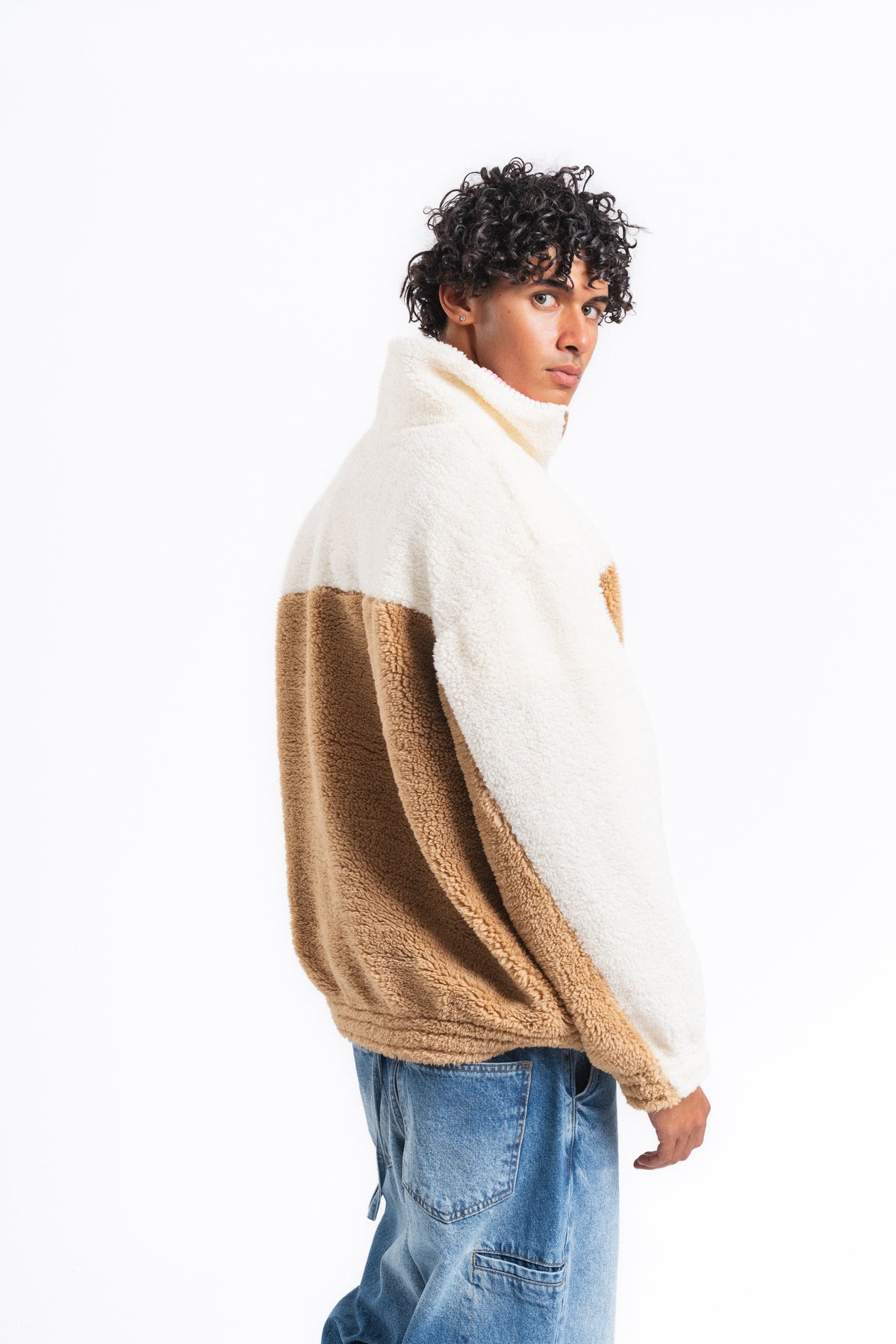 Nordic Renk Bloklu Peluş Sweatshirt Camel