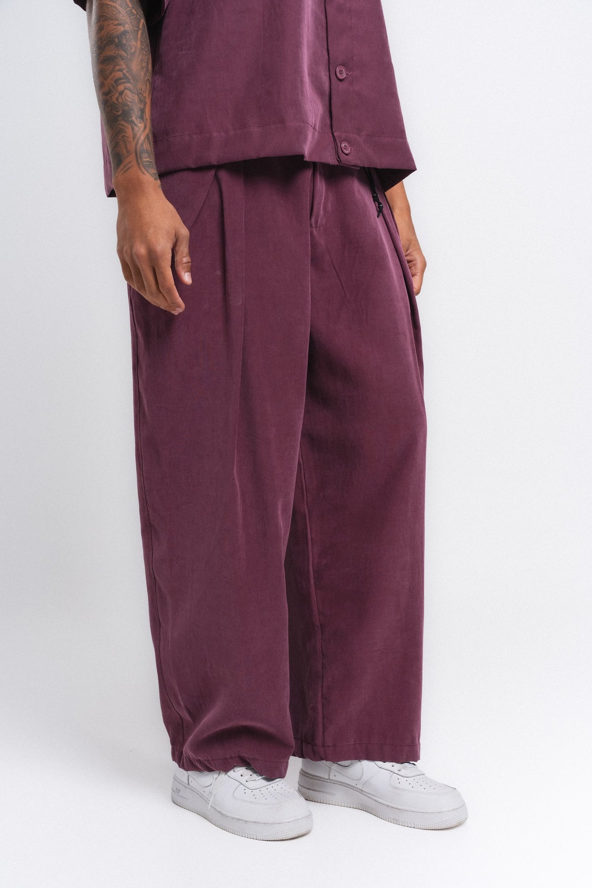 Natural Rahat Kesim Kumaş Pantolon Bordo ürün görseli 3