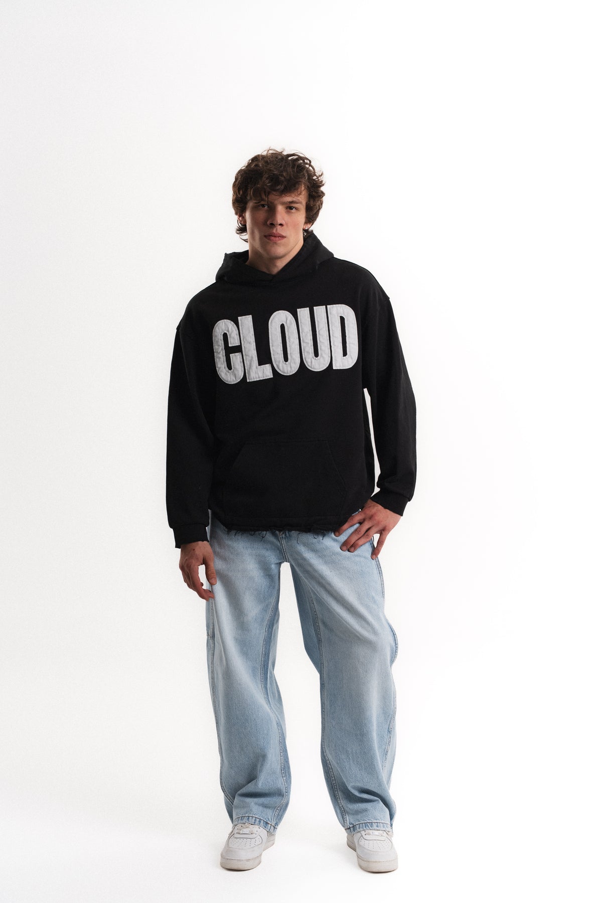 Nakışlı Oversize Kapüşonlu Sweatshirt - Siyah