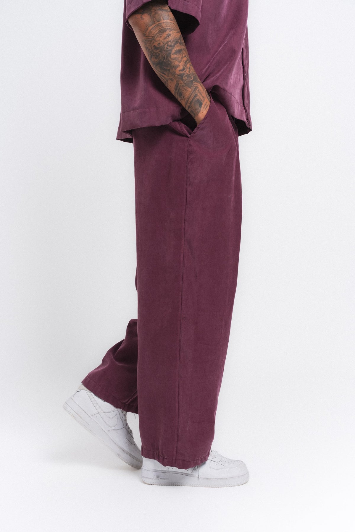 Natural Rahat Kesim Kumaş Pantolon Bordo ürün görseli 1